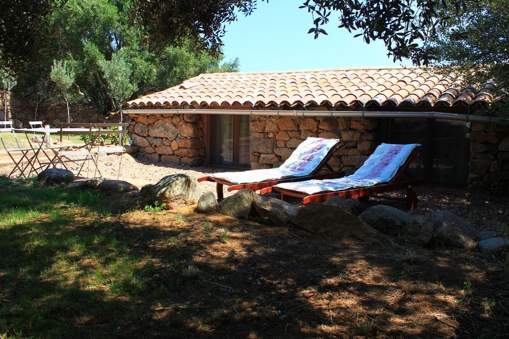 Caseddu Di Poggiale Figari  Kamer foto